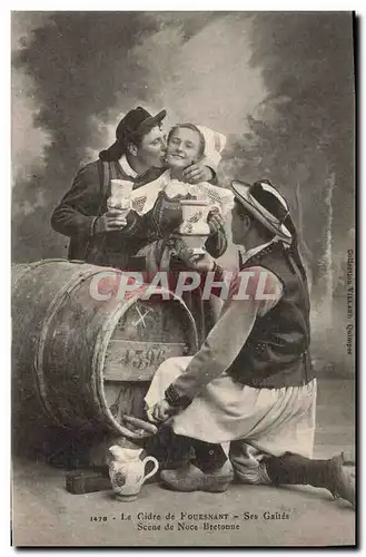 Ansichtskarte AK Folklore Le cidre de Fouesnant Ses gaites Scene de noce bretonne mariage