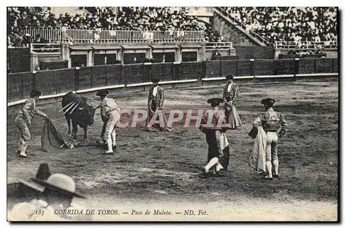 Ansichtskarte AK Corrida Course de taureaux Paso de muleta