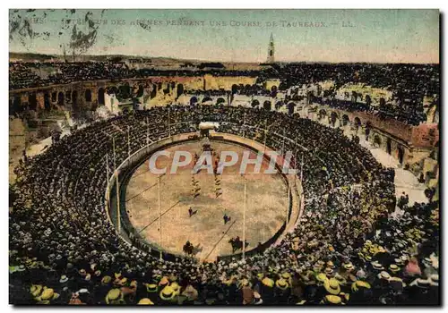 Ansichtskarte AK Corrida Course de taureaux Nimes Interieur des arenes pendant une course de taureaux