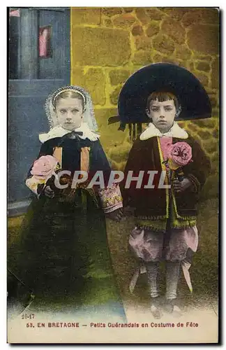 Cartes postales Folklore Petits Guerandais en costume de fete