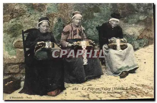 Cartes postales Dentelle Dentelliere Le Puy en Velay Groupe de dentellieres