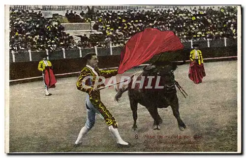 Cartes postales Corrida Course de taureaux Pase de muleta por alto