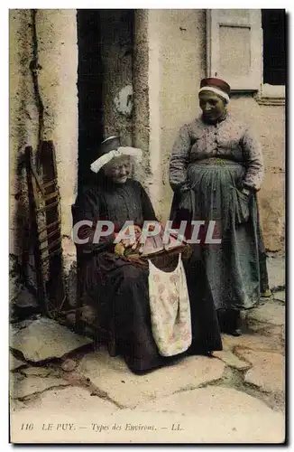 Cartes postales Dentelle Dentelliere Le Puy Type des environs