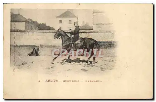 Cartes postales Cheval Equitation Hippisme Saumour Haute Ecole Pas espagnol
