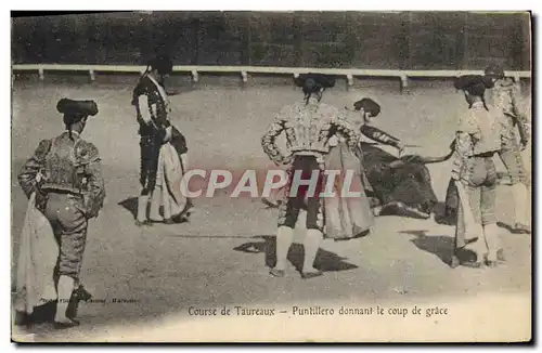 Cartes postales Corrida Course de taureaux Puntillero donnant le coup de grace