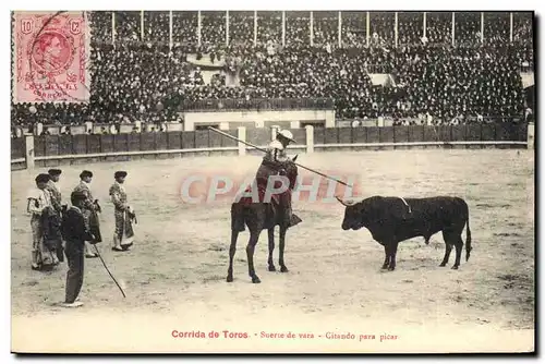 Ansichtskarte AK Corrida Course de taureaux Suerte de vara Citando para picar