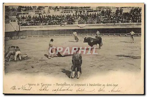 Ansichtskarte AK Corrida Course de taureaux Banderillero se preparant a banderiller au demi tour