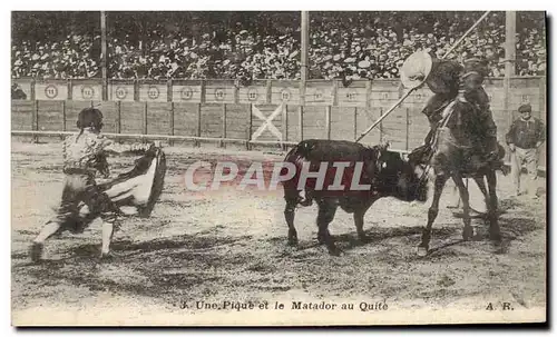 Ansichtskarte AK Corrida Course de taureaux Une pique et le matador au Quite