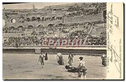 Cartes postales Corrida Course de taureaux Nimes Ovation a Reverte