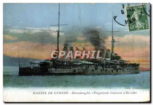 Ansichtskarte AK Bateau de Guerre Dreadnoughts Cuirasse d&#39escadre