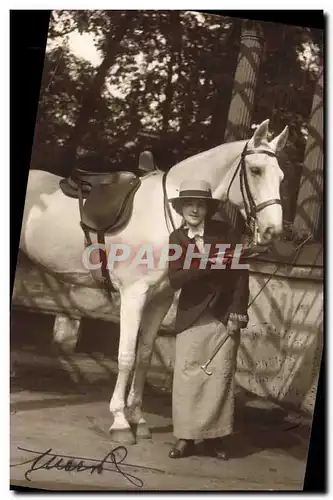 Ansichtskarte AK Cheval Equitation Hippisme Femme