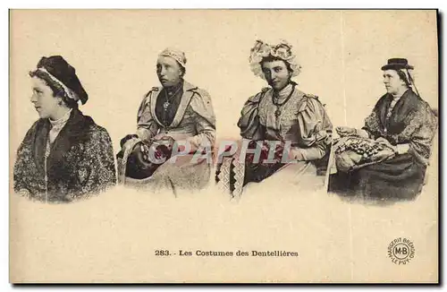 Cartes postales Folklore Dentelle Dentelliere Les costumes des dentellieres