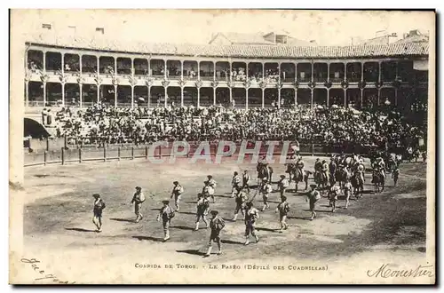 Cartes postales Corrida Course de taureaux Le paseo Defile des cuadrillas