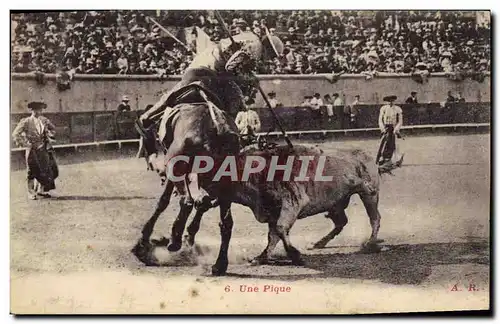 Cartes postales Corrida Course de taureaux Une pique