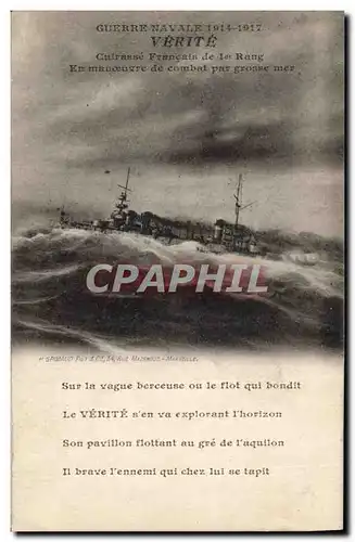 Ansichtskarte AK Bateau de Guerre Verite Cuirasse Francais de 1er rang en manoeuvre de combat par grosse mer