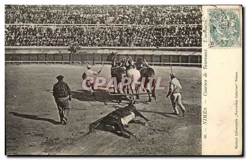 Cartes postales Corrida Course de taureaux Nimes L&#39arrastre