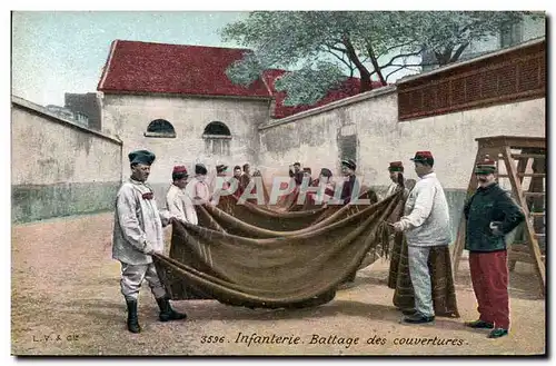 Cartes postales Militaria LVC Infanterie Battage des couvertures