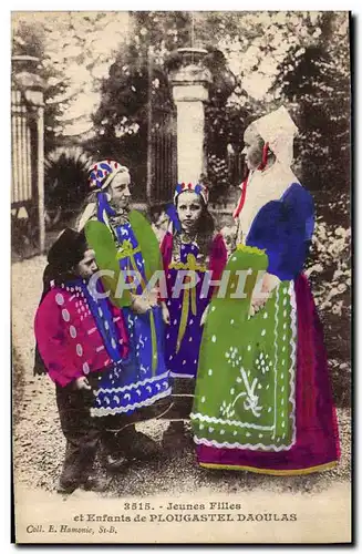 Cartes postales Folklore Jeunes filles et enfants de Plougastel Daoulas