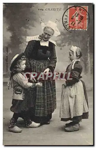 Cartes postales Folklore Charite Grand Mere Enfants
