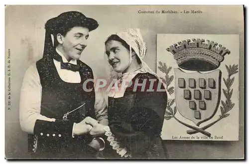 Cartes postales Folklore Costumes du Morbihan Les maries Mariage