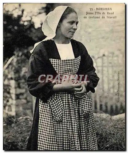 Ansichtskarte AK Folklore Morbihan Jeune fille de Baud en costume de travail
