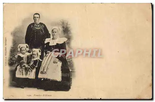 Cartes postales Folklore Famille d&#39Elliant