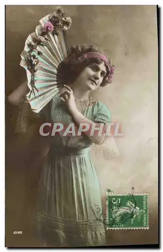 Cartes postales Fantaisie Eventail Femme