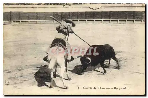 Ansichtskarte AK Corrida Course de taureaux Un picador