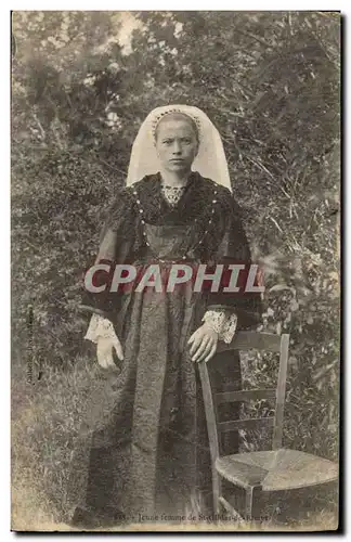 Cartes postales Folklore Jeune femme de St Gildas de Rhuys