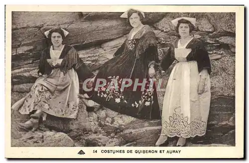 Cartes postales Folklore Costumes de Quiberon et Auray