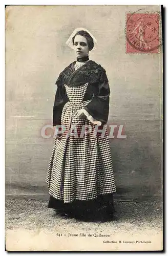 Cartes postales Folklore Jeune fille de Quiberon