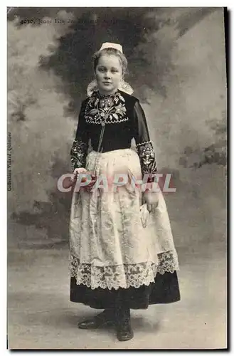 Cartes postales Folklore Jeune fille des environs de Quimper