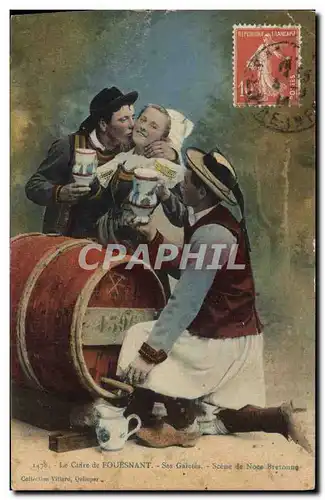 Cartes postales Folklore Le cidre de Fouesnant Ses gaietes Scene de noce bretonne