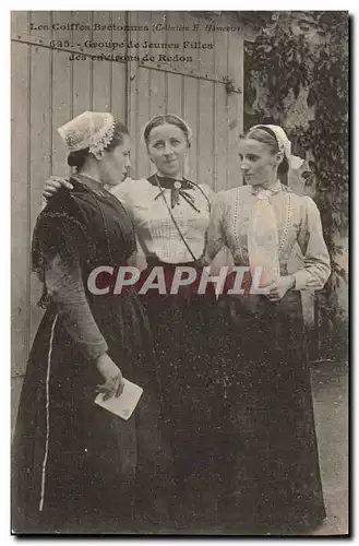 Cartes postales Folklore Groupe de jeunes filles des environs de Redon