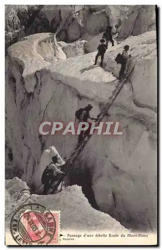 Cartes postales Alpinisme Passage d&#39une echelle route du Mont Blanc