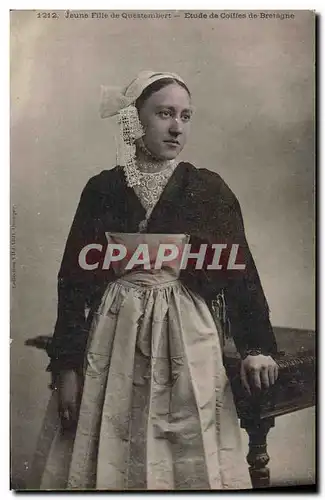 Cartes postales Folklore Jeune fille de Questembert Etude des coiffes de Bretagne
