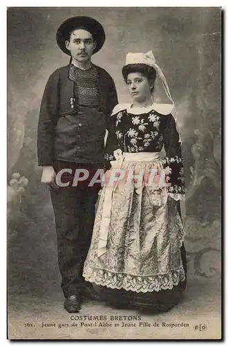 Ansichtskarte AK Folklore Costumes Bretons Jeune gars de Pont L&#39Abbe et jeune fille de Rosporden