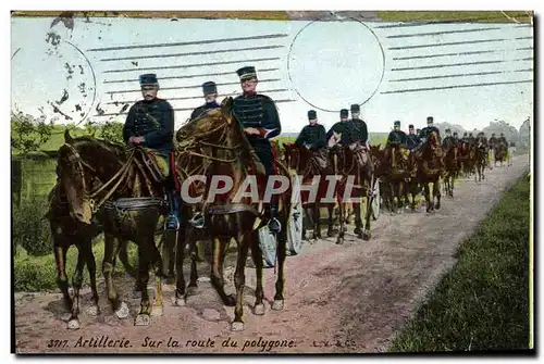 Ansichtskarte AK Militaria Artillerie Sur la route du Polygone