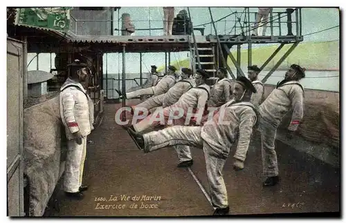 Cartes postales Militaria La vie du marin Exercice de boxe