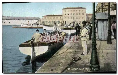 Cartes postales Militaria La vie du marin Toulon Canots majors au port Bateaux