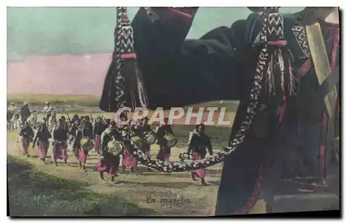 Ansichtskarte AK Puzzle Militaria En marche Zouaves