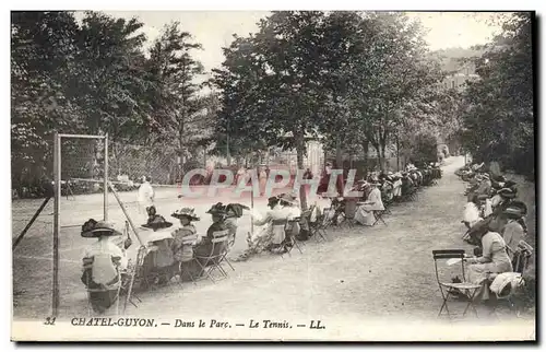 Ansichtskarte AK Tennis Dans le parc Chatelguyon