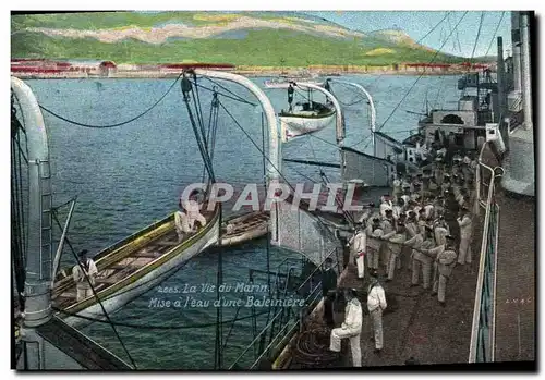 Cartes postales Militaria Marins La vie du marin Mise a l&#39eau de la baleiniere Baleine