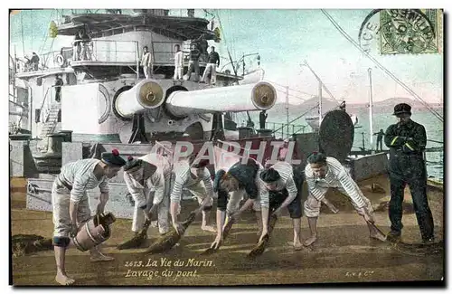 Cartes postales Militaria Marins La vie du marin Lavage du pont