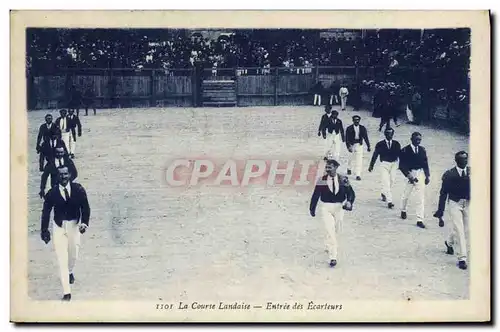 Ansichtskarte AK Corrida Course de taureaux La course landaise Entree des ecarteurs