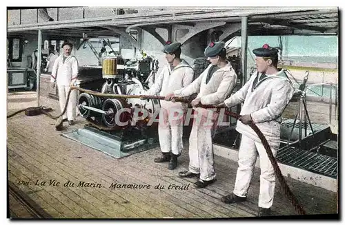 Cartes postales Militaria La vie du marin Manoeuvre du treuil