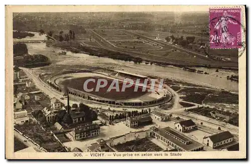 Cartes postales Stade Vichy Vue prise en avion vers le stade