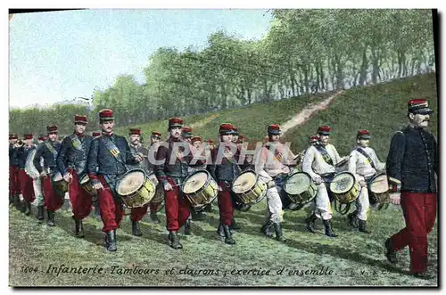 Ansichtskarte AK Militaria Infanterie Tambours et clairons exercice d&#39ensemble