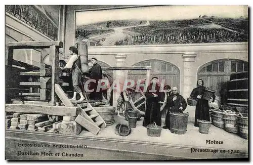 Cartes postales Folklore Vin Vignobles Champagne Pavillon Moet et Chandon Exposition de Bruxelles 1910 Moines Pr