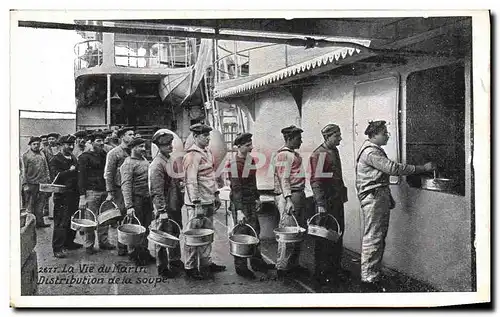 Cartes postales Militaria La vie du Marin Distribution de la soupe